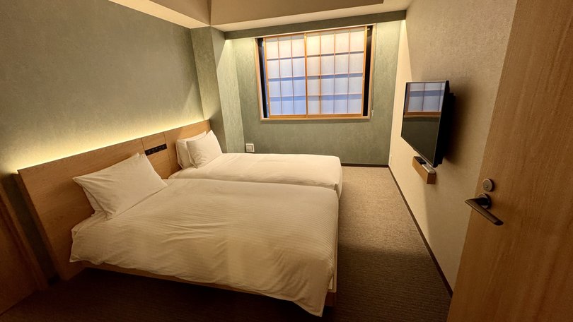 A twin-bedded double room at Mimaru Suites Tokyo Nihonbashi.