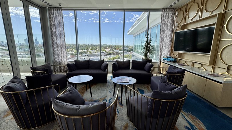 The Storeouse rooftop restaurant and bar at The Vibe Subicao.