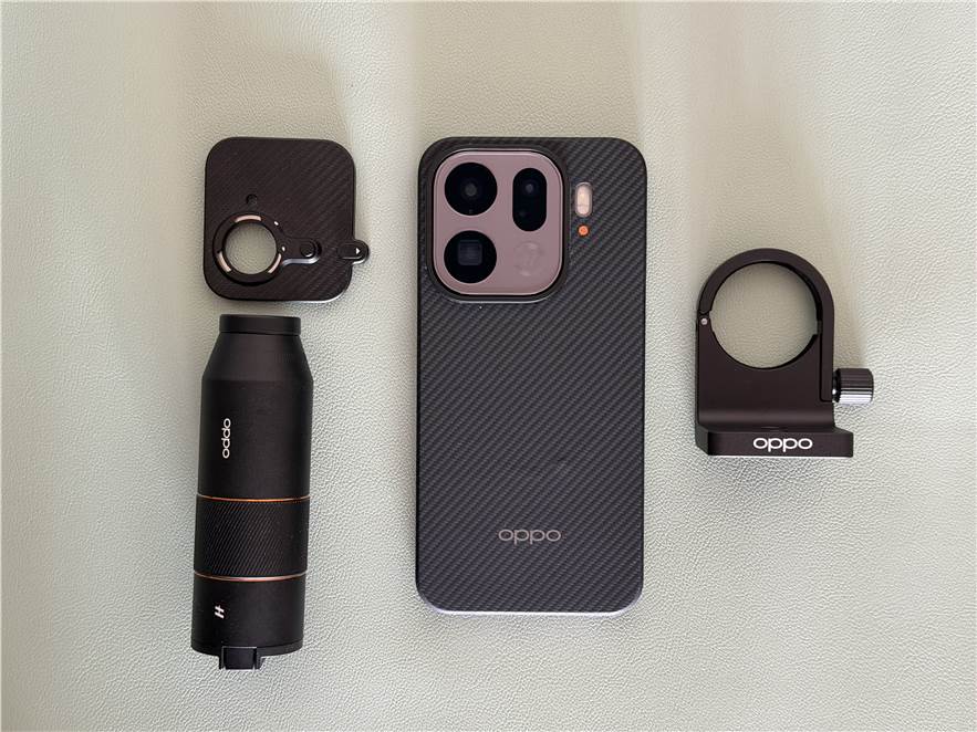 Oppo Find X9 Pro Hasselblad Teleconverter kit review