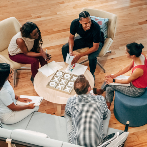 Employee onboarding is a key moment in a new hire’s employee journey and can help you increase retention, involved existing employees, and boost job satisfaction.