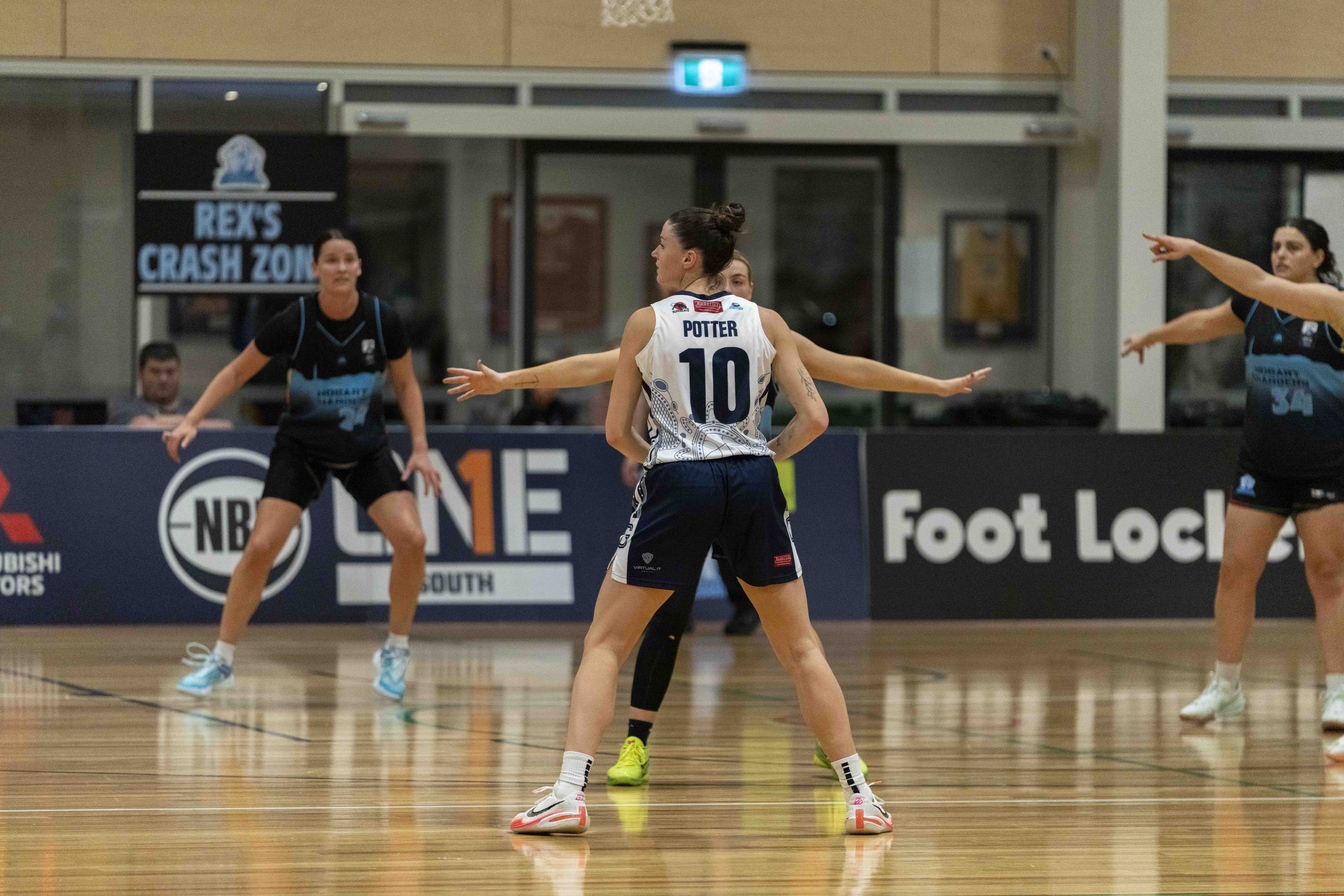 250426   Chargers   Womens 9