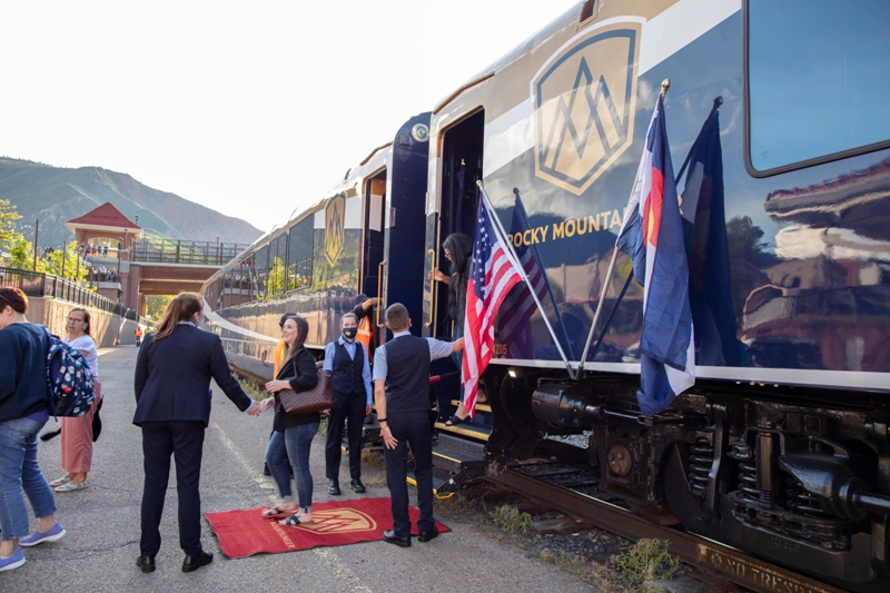 rocky mountaineer, vancouver, train adventures, rocky mountains, ecoluxlifestyle, helen siwak, ecoluxluv, travel