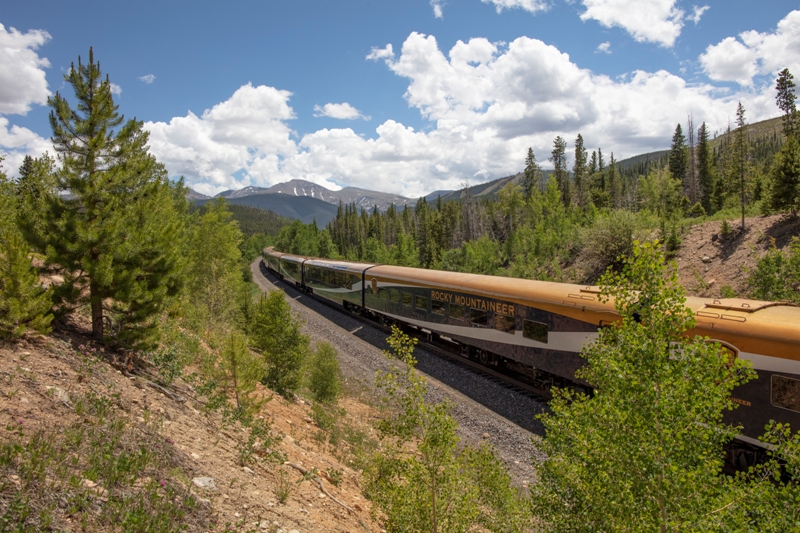 rocky mountaineer, vancouver, train adventures, rocky mountains, ecoluxlifestyle, helen siwak, ecoluxluv, travel