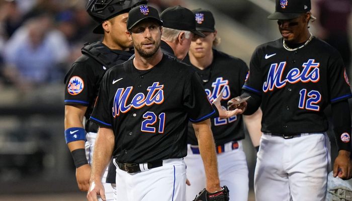 Mets' Pete Alonso hires Scott Boras as agent with free agency looming, New  York future uncertain, per report 