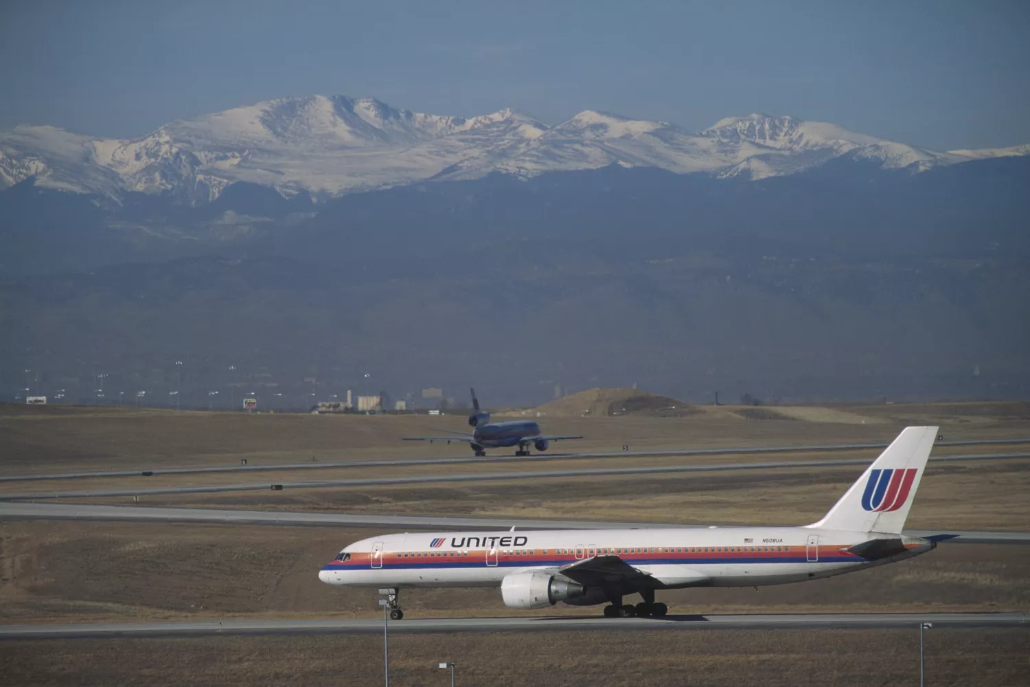 United Airlines wants to buy a lot of SAF. Brooks Kraft/ Getty Images