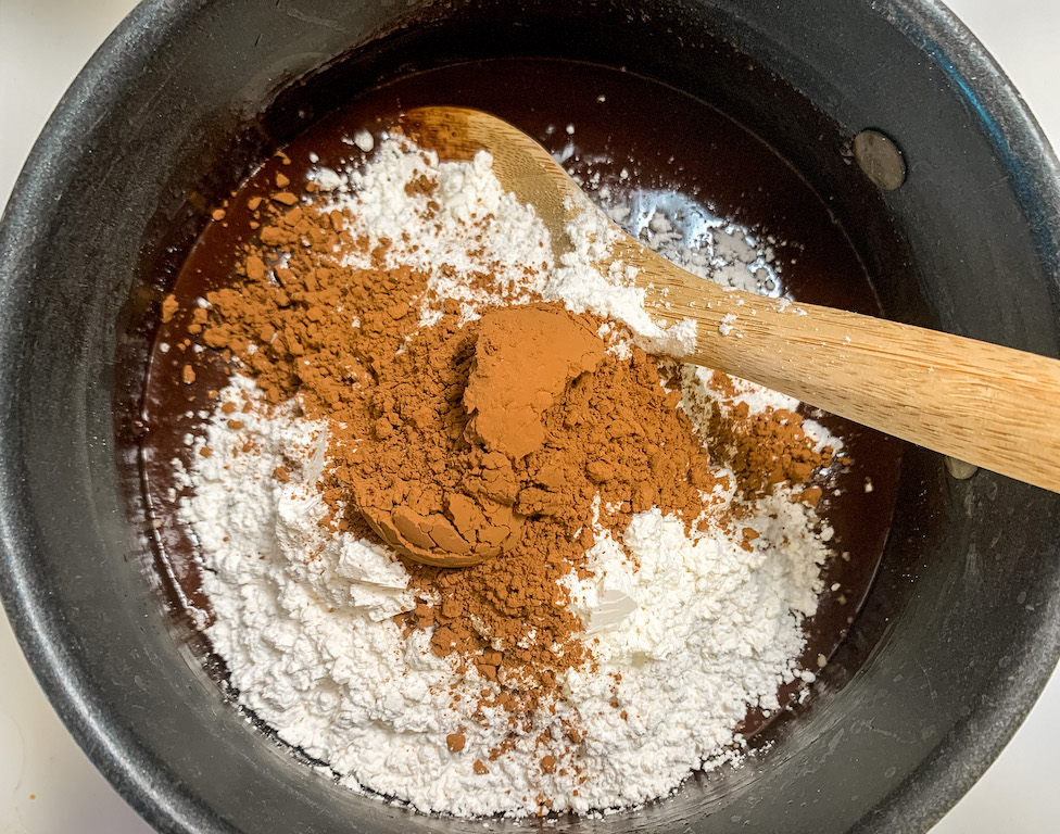 australian lamington recipe melted chocolate mixture powdered sugar cocoa powder dessert sweet