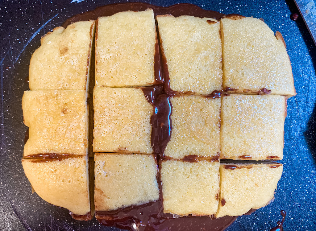 australian lamington recipe small sponge cake sandwiches melted chocolate squares