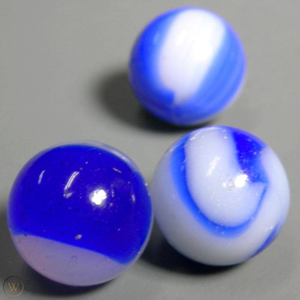 Vtg lot white cobalt blue marbles 1 810f4f4debec8f4024d4e24310579495
