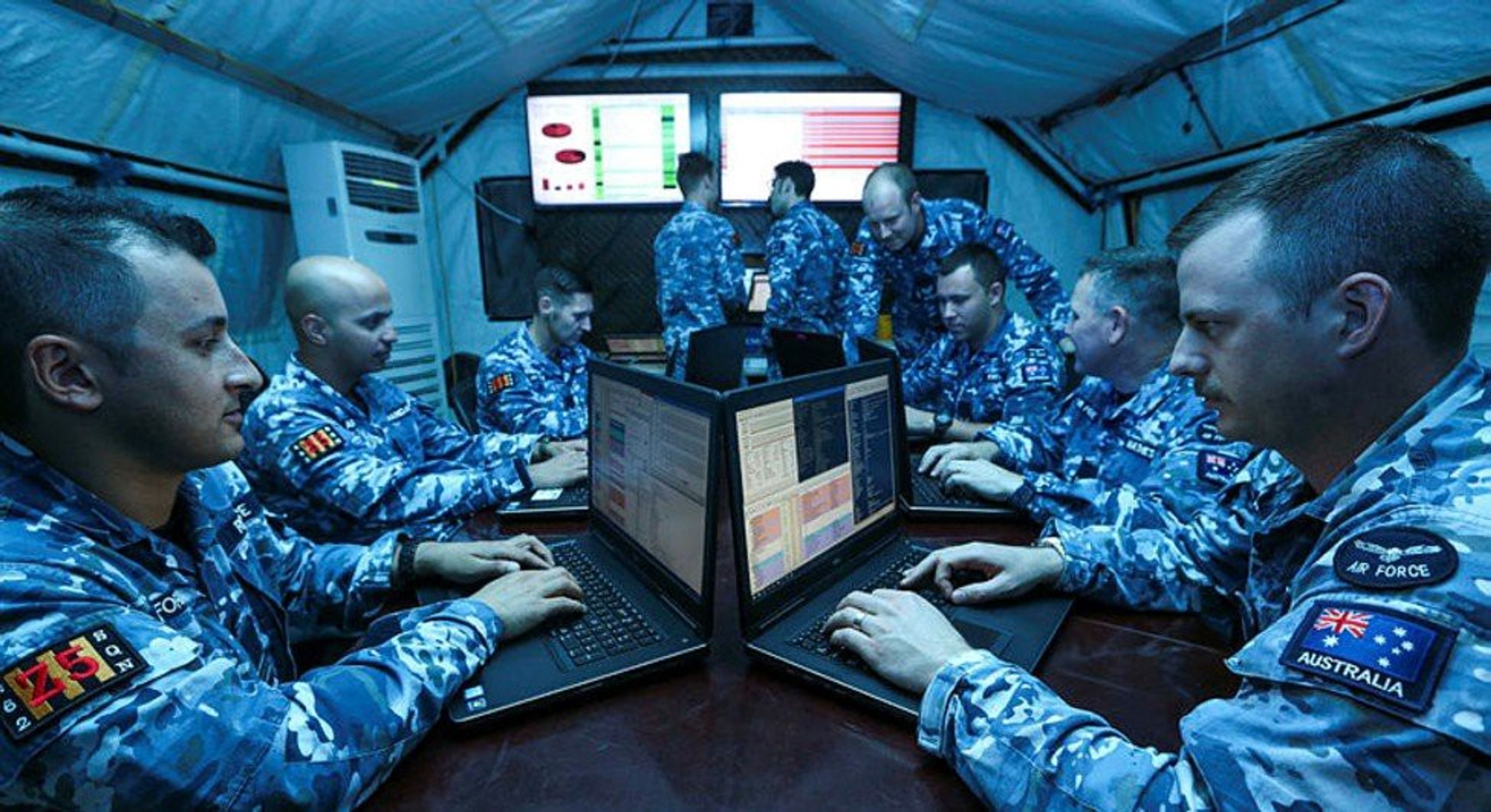 Royal Australian Air Force cyber warfare officers undergoing a training exercise (ASPI)