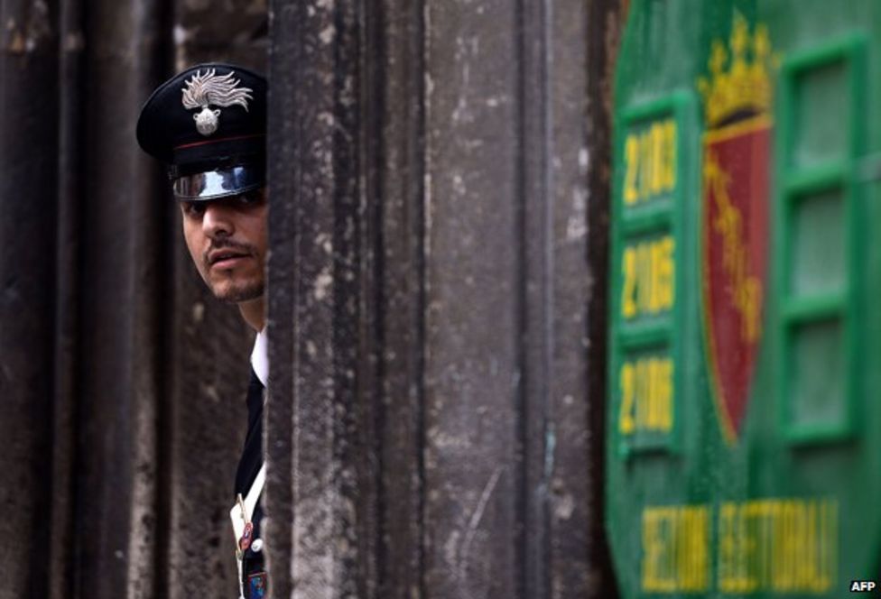A Carabiniere officer