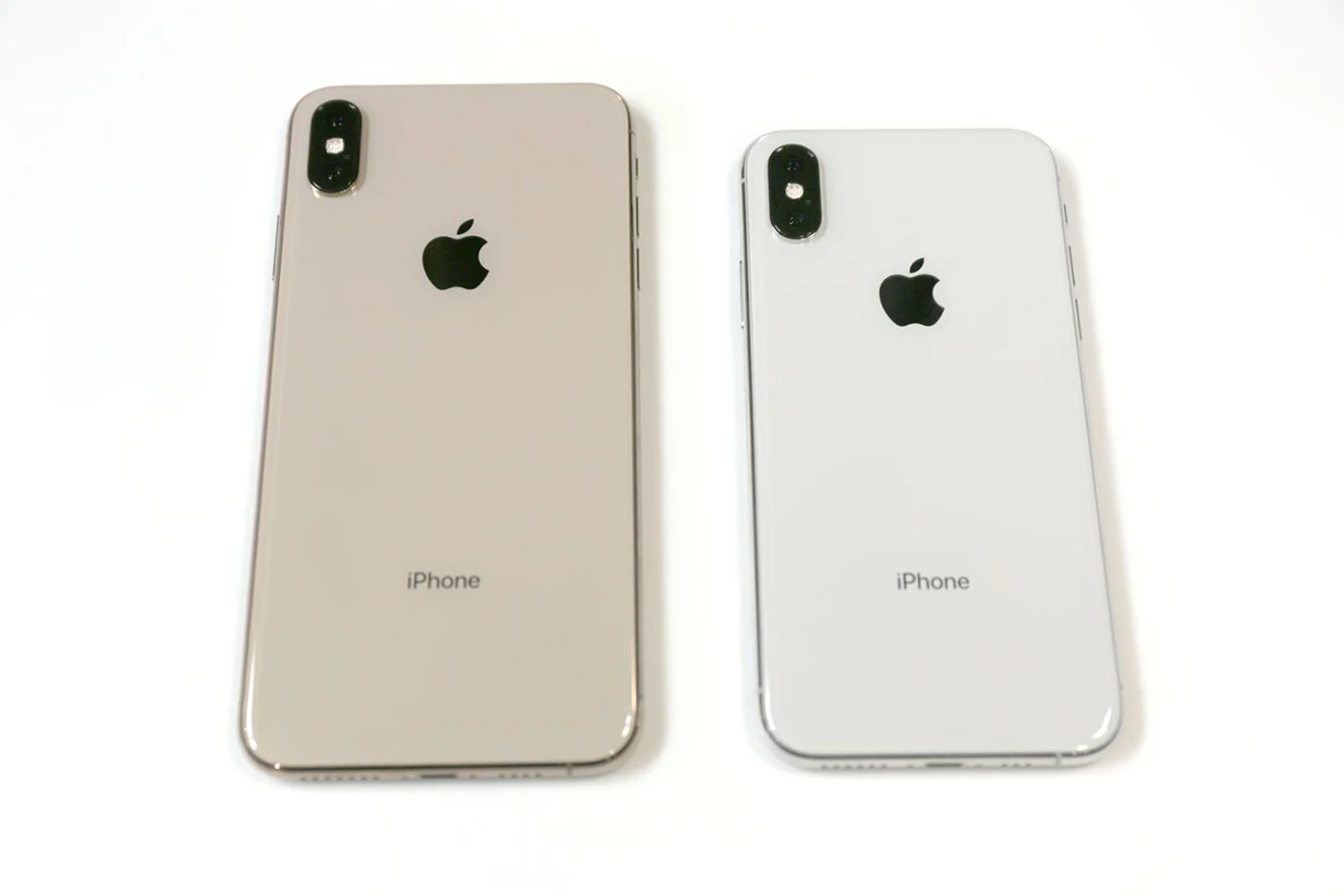 Unlike past years, the smaller iPhone XS and bigger iPhone XS Max have the same camera system.
